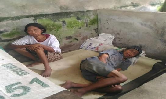 Kunjungan Ke Rumah Bapak Wayan Ubi dan Putrinya Yang Gangguan Jiwa